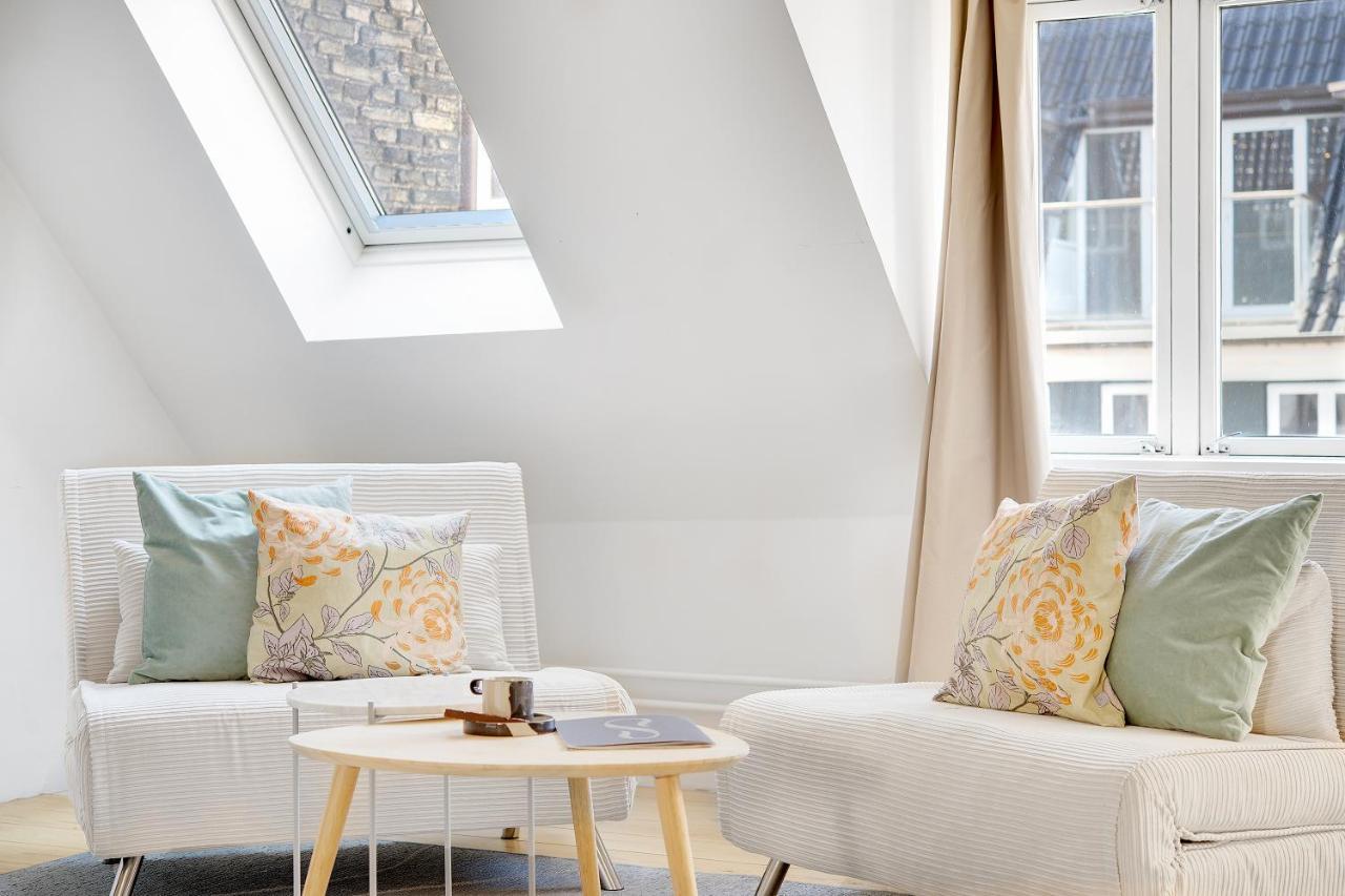 Sanders Main - Endearing Two-Bedroom Duplex Apartment With A Balcony Next To Magical Nyhavn Copenhaga Exterior foto