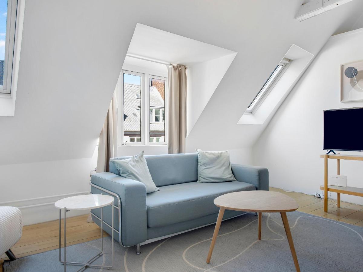 Sanders Main - Endearing Two-Bedroom Duplex Apartment With A Balcony Next To Magical Nyhavn Copenhaga Exterior foto